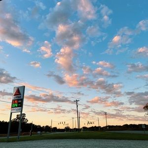 Meet your Posher, Olyvia